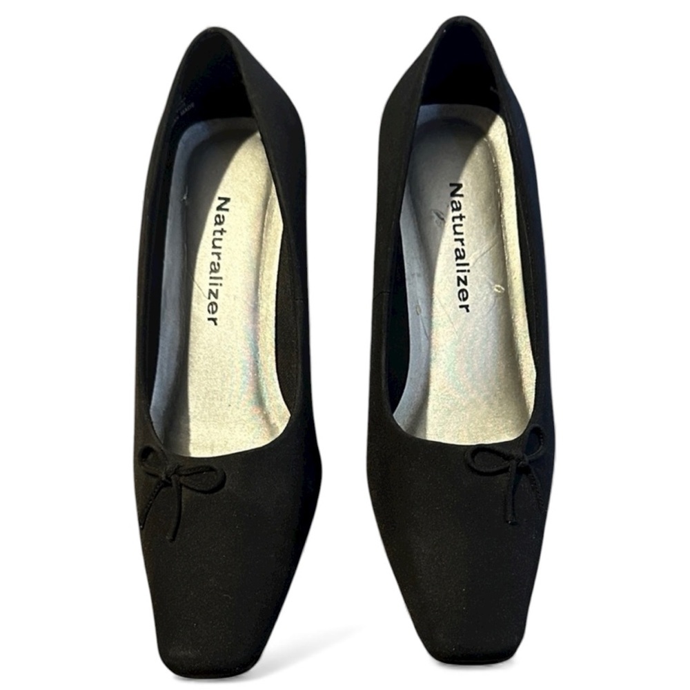 Naturalizer Black Square Toe Pumps with Bow Classic Comfort Heels